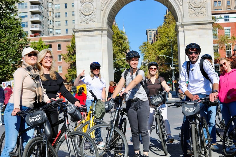 New York City Highlights Guided Bike Tour gallery 5