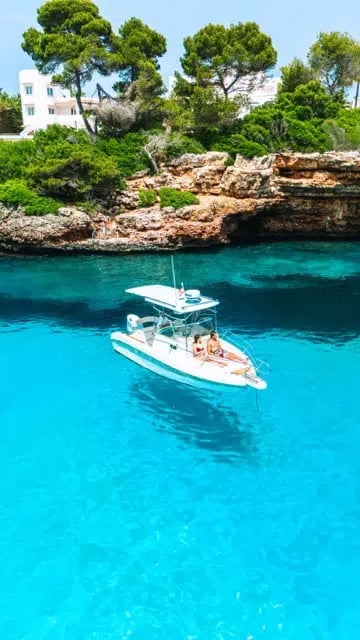 Private Boat Trip to Hidden Calas in Mallorca (With Skipper), photo 2