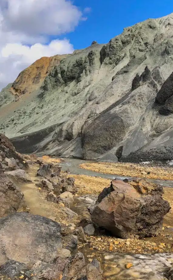 Landmannalaugar Super Jeep Tour – Highlands, Hot Springs & Hekla gallery 2