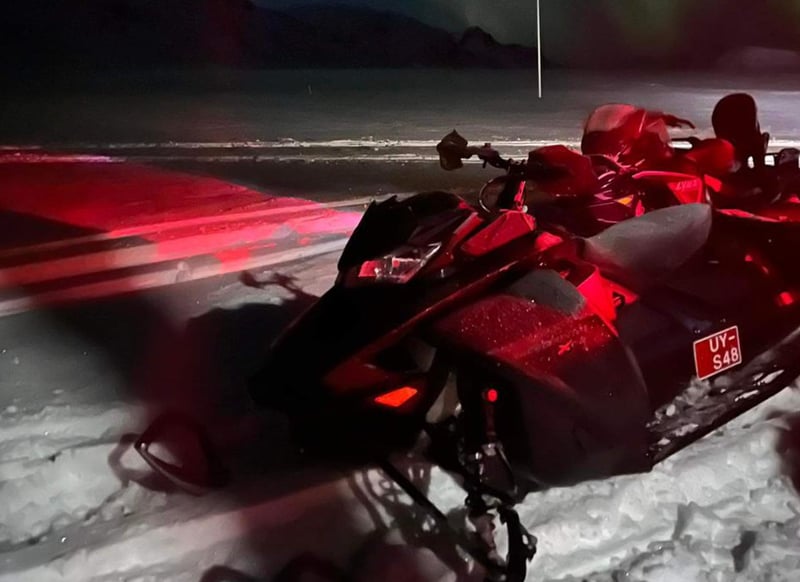 2-Day Landmannalaugar Highland Snowmobiling Expedition, photo 4