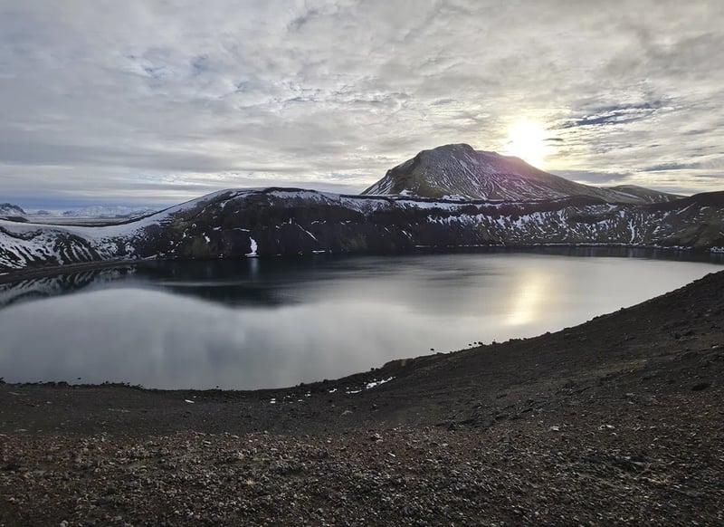 Laugavegur Trek: Landmannalaugar to Þórsmörk – 3-Day Guided Hike, photo 3