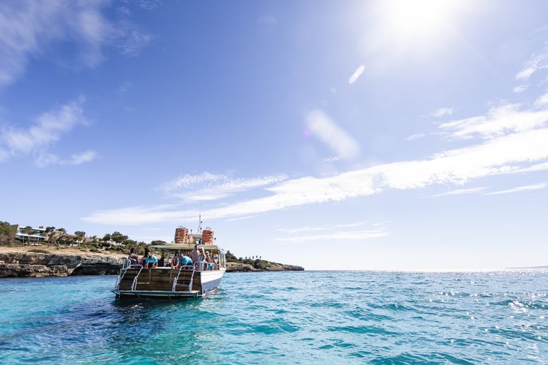 2-Hour Boat Tour with Swimming & Snorkelling in the Bay of Palma, photo 2