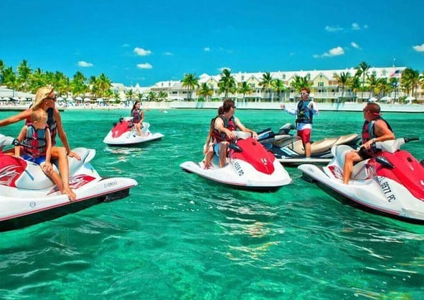 Guided Jet Ski Tour, Beach Stop & Island Viewpoints in Sint Maarten, photo 5
