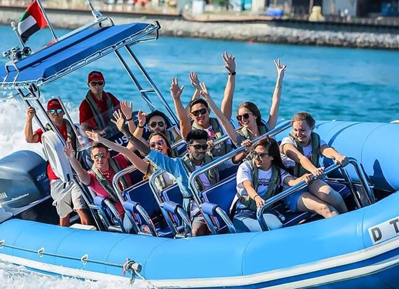90-Minute Speed Boat Sightseeing Tour in Dubai, photo 2