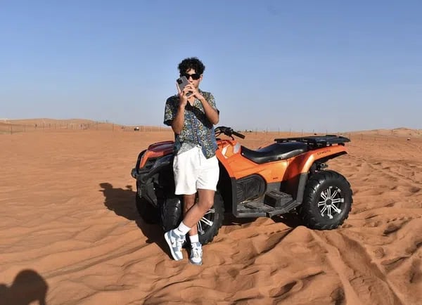 Dubai Morning Desert Safari with Quad Bike & Sandboarding, photo 2