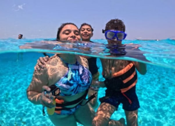 Cancún Private Catamaran to Isla Mujeres with Buffet, Open Bar & Snorkelling, photo 3