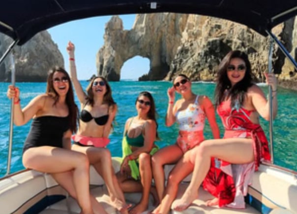 Cabo 28ft Private Yacht Charter with Snorkelling at El Arco, photo 2