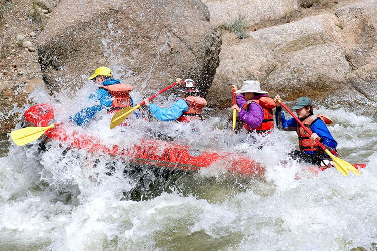 White Water Rafting in Kitulgala – Kelani River Rapids gallery 4
