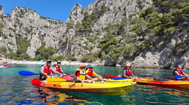 Morning Sea Kayaking Sporty Adventure in the Calanques gallery 5