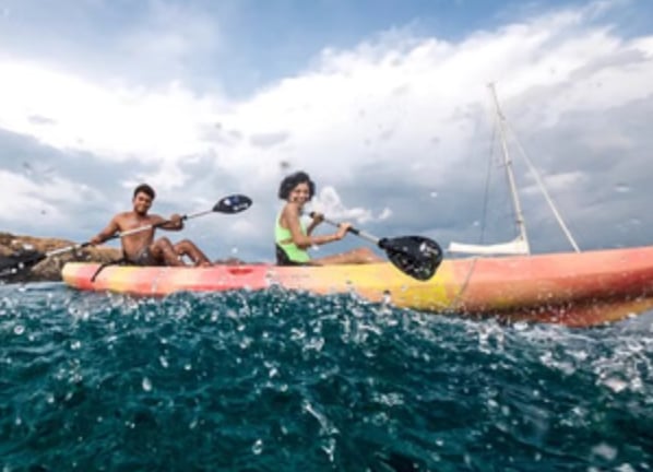 Costa Rica Private Sunset Catamaran with Snorkelling, Kayaks & Open Bar, photo 5