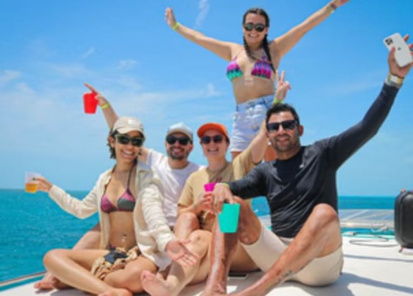 Cancún Private Catamaran Charter with Open Bar & Snorkelling, photo 4