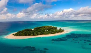 Mnemba Island Private Catamaran Cruise with Lunch and Open Bar, photo 2