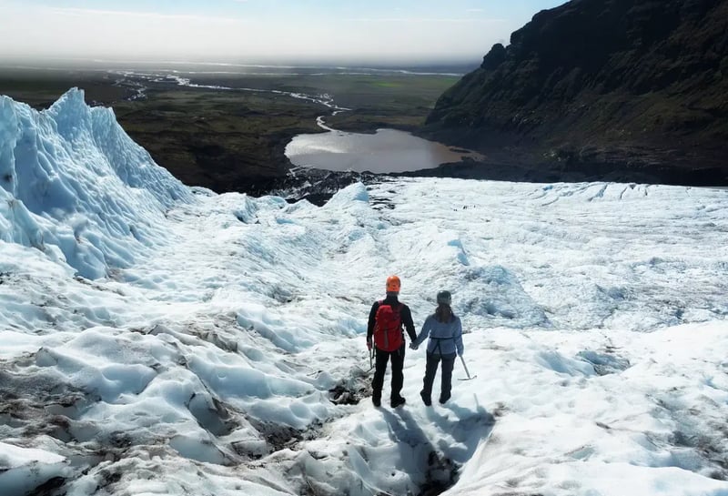 Glacier Hiking Photoshoot Adventure in Skaftafell, Iceland, photo 3