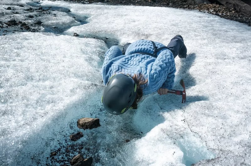 Glacier Hiking Photoshoot Adventure in Skaftafell, Iceland, photo 4