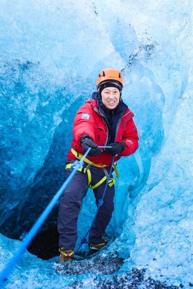 Private Ice Cave Hiking Photography Tour in Skaftafell, Iceland, photo 2