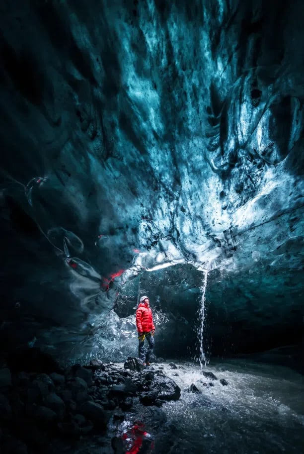 Private Ice Cave Hiking Photography Tour in Skaftafell, Iceland, photo 4