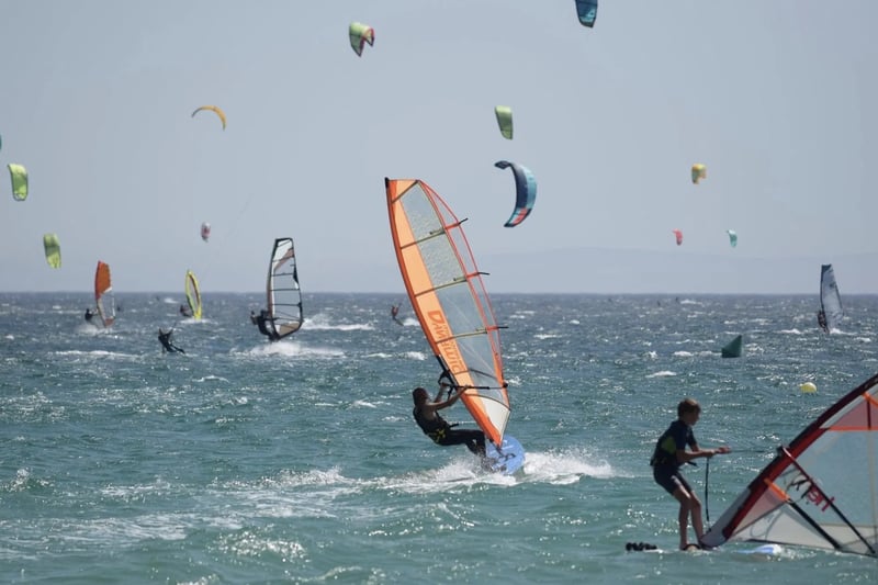 4-Day Kids Beginner Windsurfing Camp in Central Stockholm, photo 3