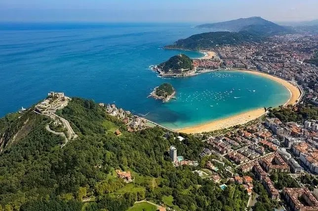 Private E-Bike City Tour of San Sebastián, photo 5