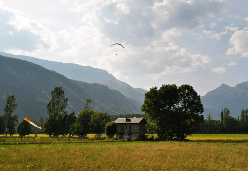 5-Day Paragliding Progression Course in Castejón de Sos, Pyrenees, photo 5