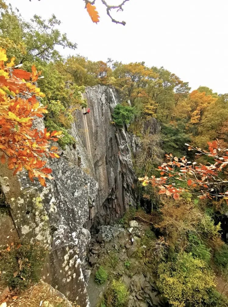 Lake District Abseiling Experience at Cathedral Quarry, photo 4