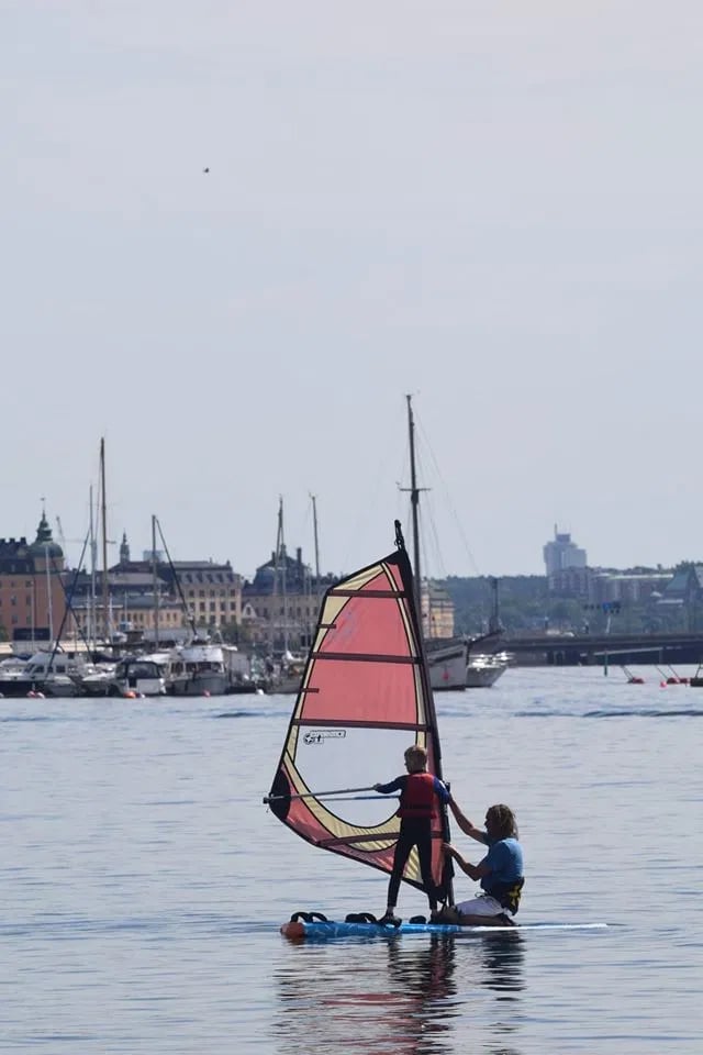 Kids Windsurfing Camp in Malmö (4-Day Beginner Camp Ribersborg), photo 4