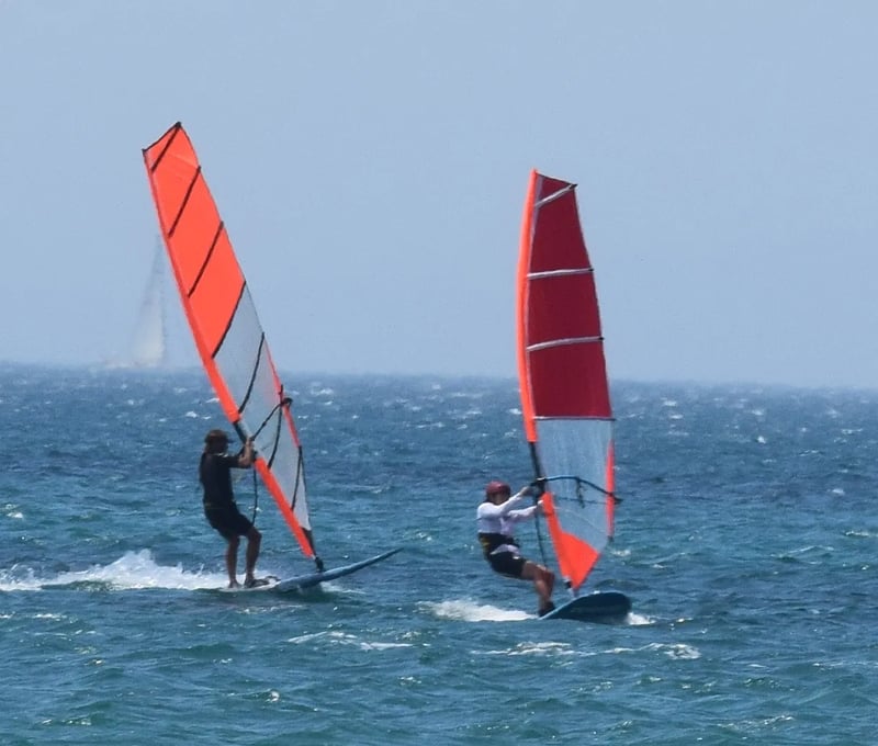 Beginner Windsurfing Progression Lesson in Marbella–Estepona (Day 2+), photo 3