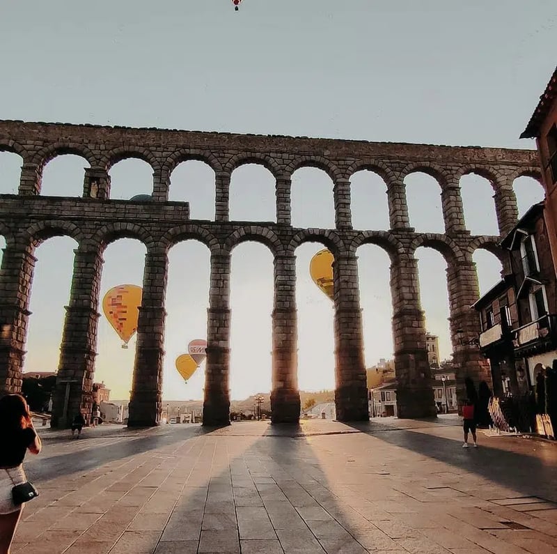 Hot Air Balloon Flight over Segovia with Champagne Breakfast, photo 5