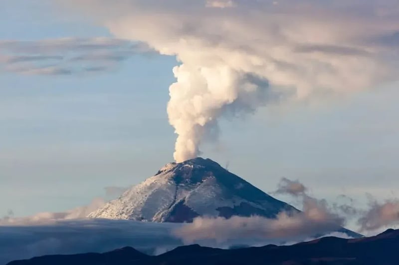 6-Day Ecuador Andes Hiking – Villages Volcanoes and Waterfalls, photo 3