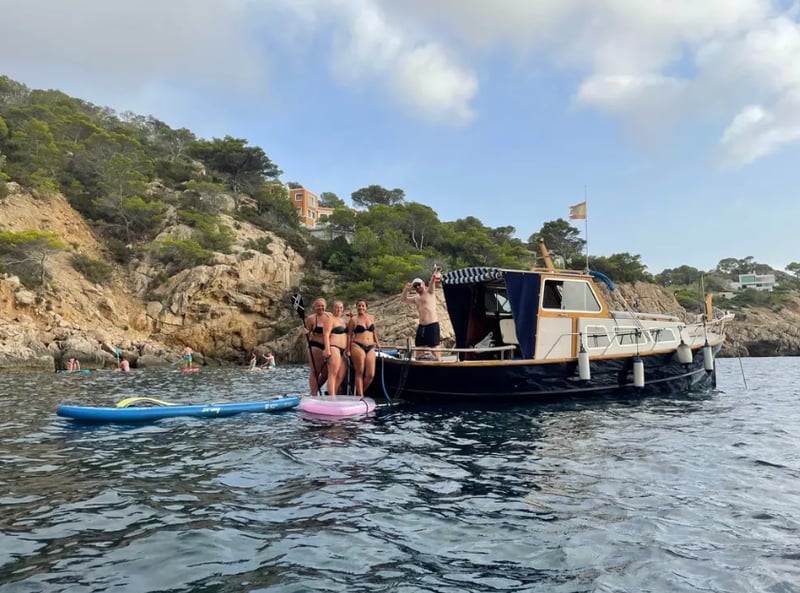 Private Classic Boat Tour in San Antonio Bay Ibiza, photo 2