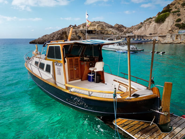 Private Classic Boat Tour in San Antonio Bay Ibiza, photo 5