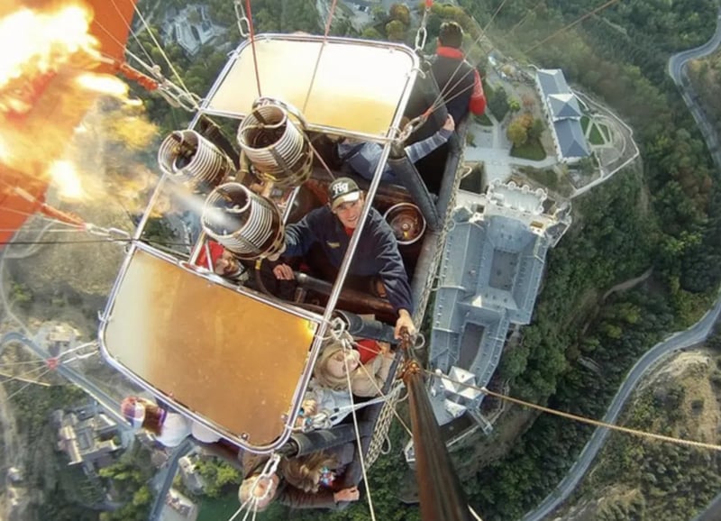 Hot Air Balloon Flight over Segovia with Champagne Breakfast, photo 4