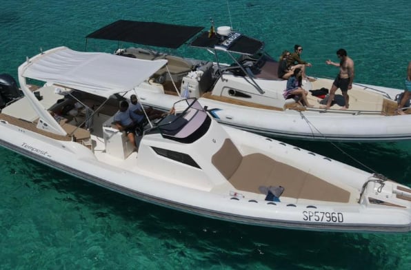 Capelli Tempest 40 Boat Rental in Ibiza and Formentera, photo 5