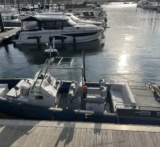 Zaphod 9 Metre RIB Charter on the Solent, photo 3