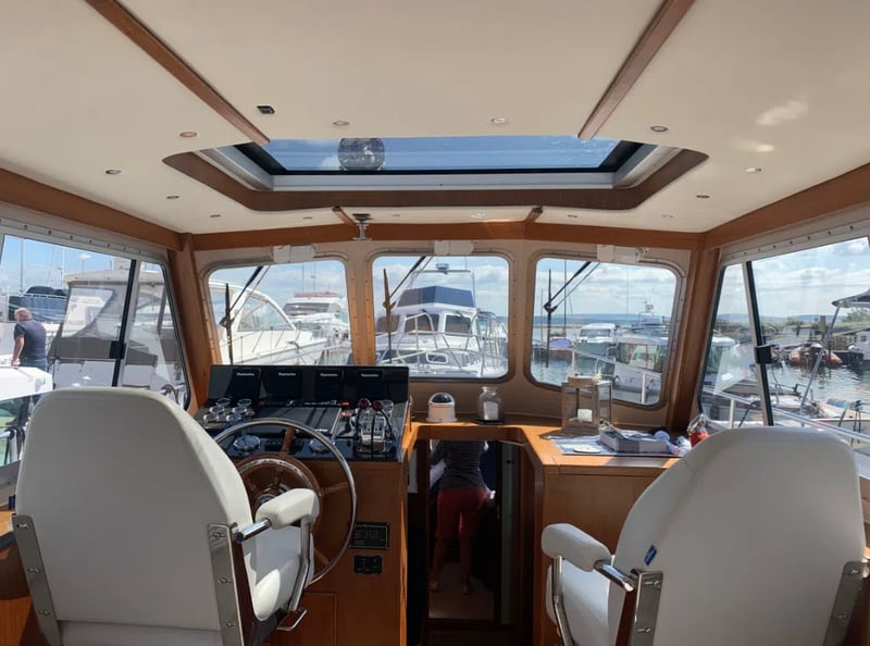 Lady Emma Weymouth Nelson 34 Charter on the Solent gallery 3