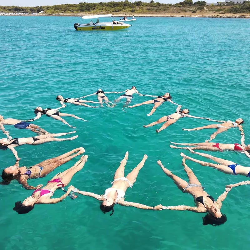 Punta Pizzo & Sant’Andrea Island Boat Tour with Snorkelling & Aperitif, photo 2