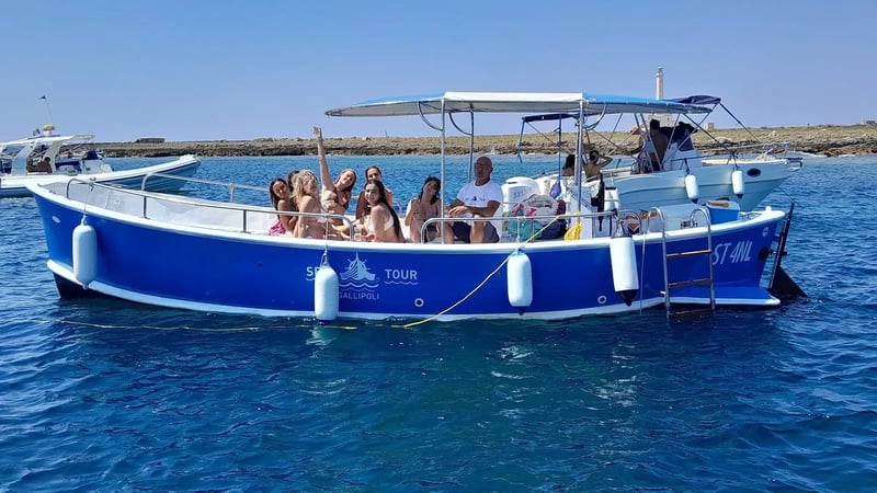 Private Boat Tour to Punta Pizzo & Sant’Andrea Island, photo 3