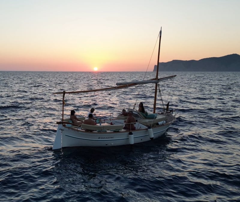 Sunset Electric Boat Experience from Port d’Andratx, photo 2