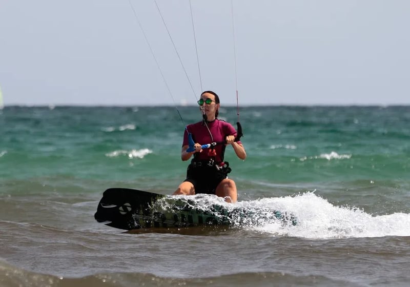Refresher and Refinement Kitesurfing Course in Pollensa Bay, photo 4