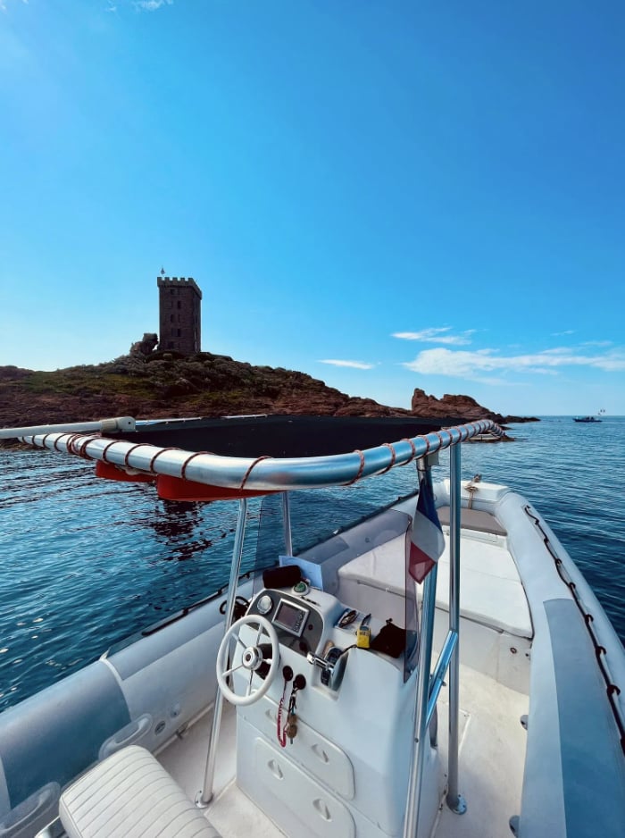 Sunset Snorkeling Boat Tour from Agay along the Estérel Coast, photo 4