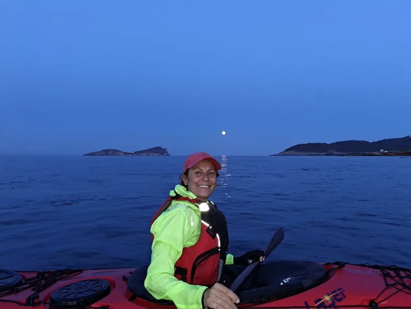 Full Moon Kayak Tour in Es Figueral, Ibiza, photo 2