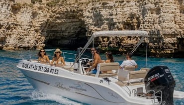 Private Boat Excursion with Champagne in Polignano a Mare, photo 4