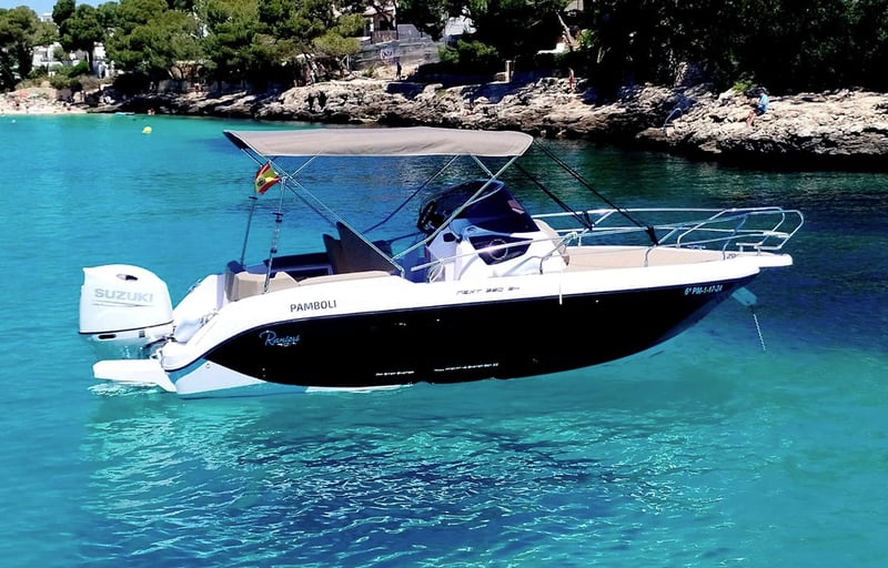 Ranieri Next 220 SH Boat Hire in Cala d'Or, photo 3