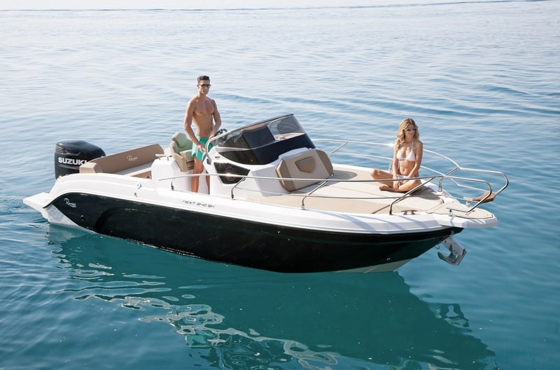 Ranieri Next 240 SH Boat Hire in Cala d'Or, photo 2