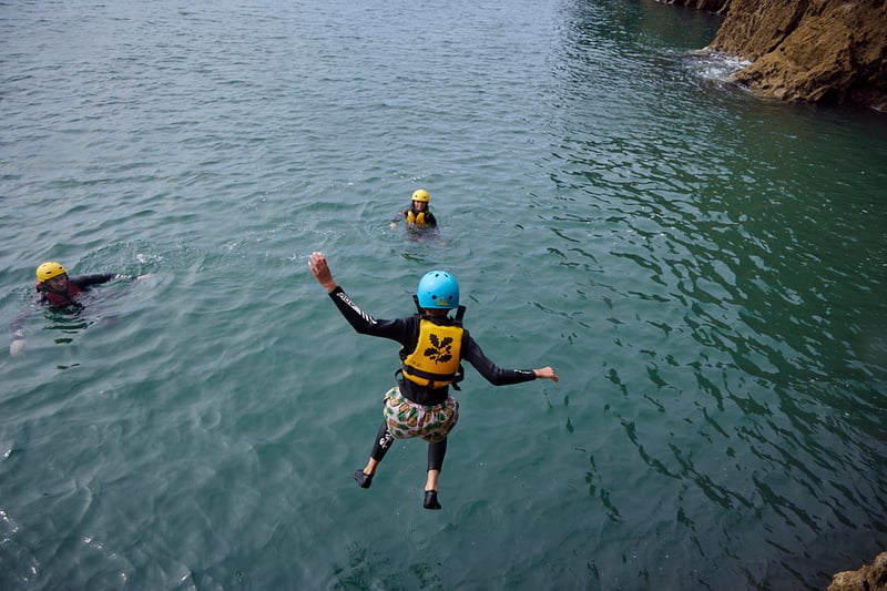 Stag and Hen Party Adventure Activities in Pembrokeshire, Wales, Foto 3