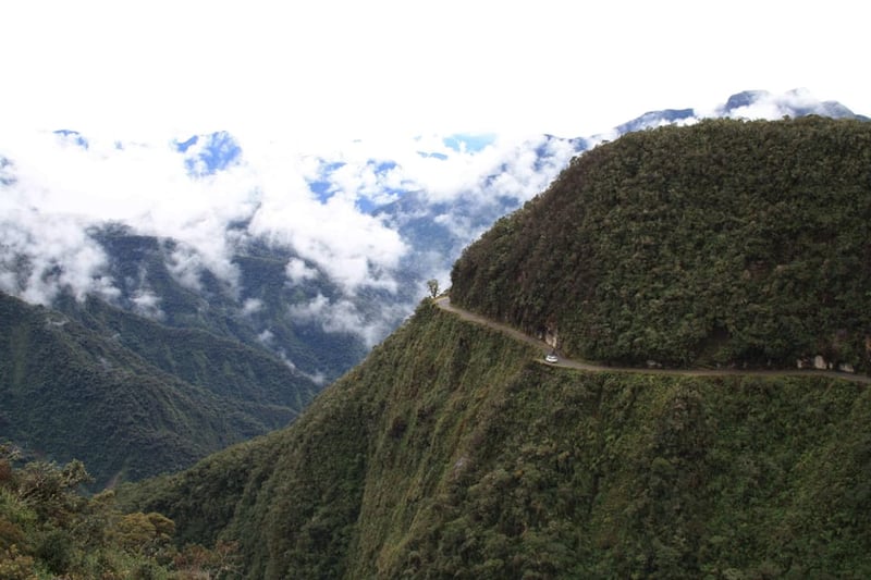 Death Road Downhill Bike Ride from La Paz, photo 2