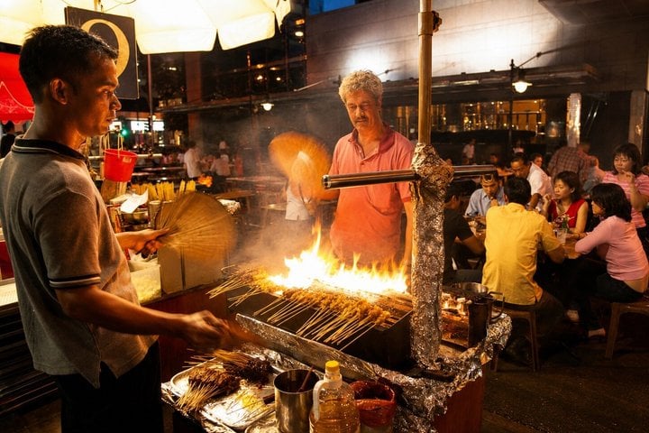 Singapore Sunset Bike Tour with Hawker Dinner, photo 4