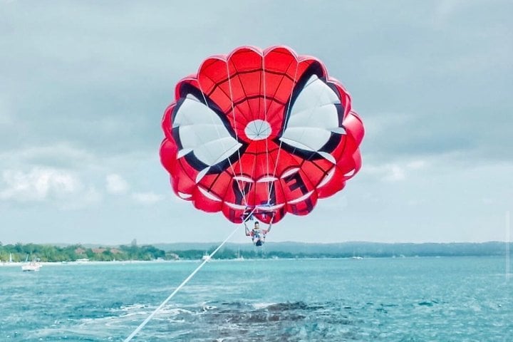 Jet Car, Parasailing and Tubing Adventure – Negril, photo 2