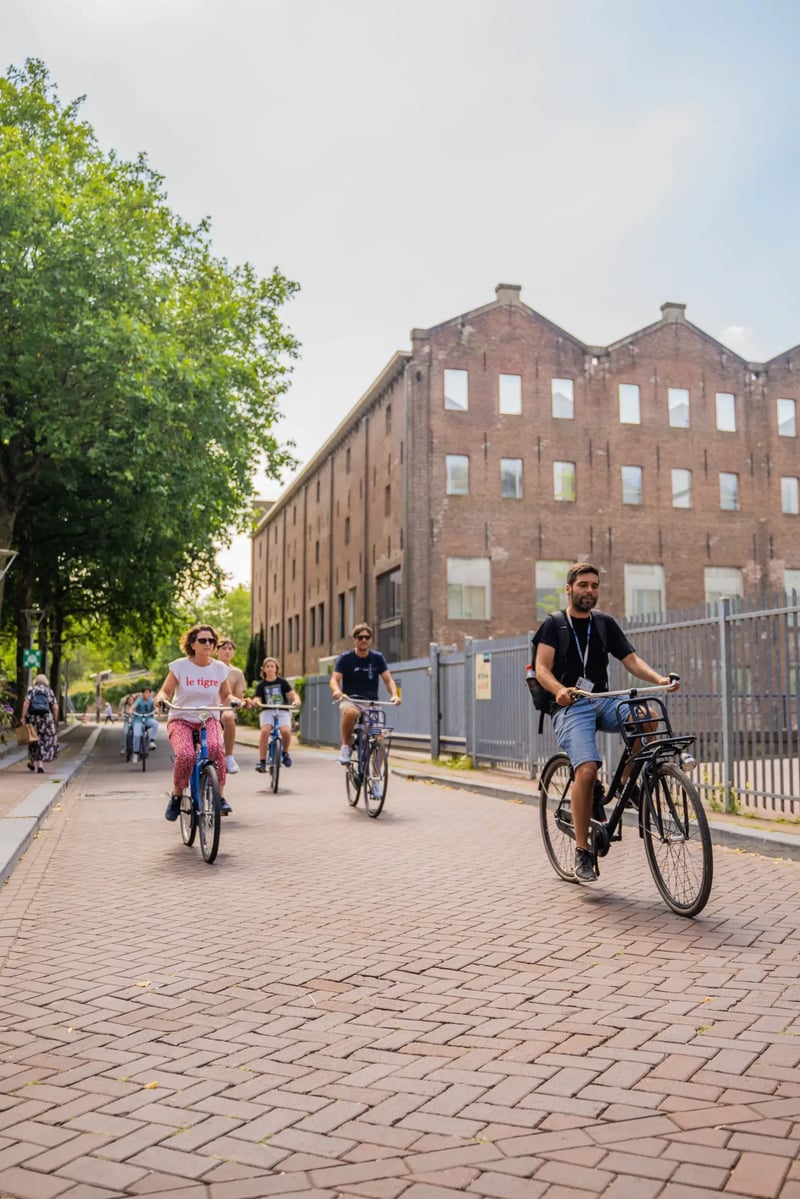 Amsterdam Small Group Bike Tour | Explore the City Like a Local, photo 5