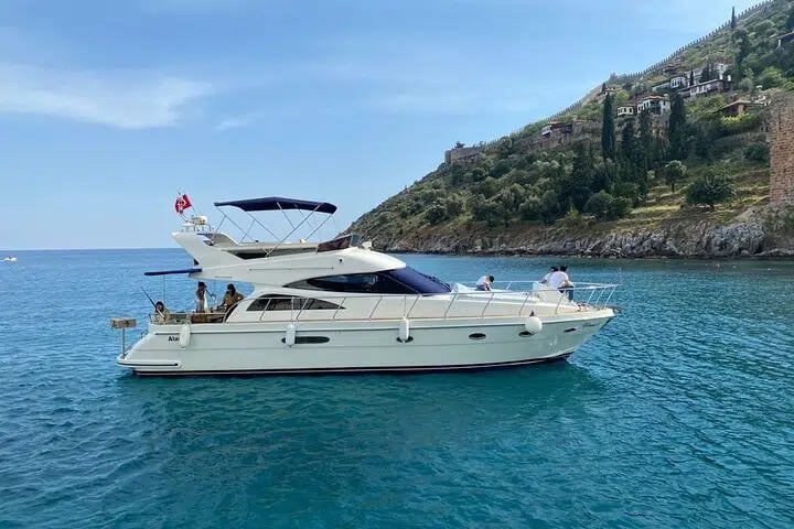 Private Luxury Yacht Tour in Alanya, photo 2