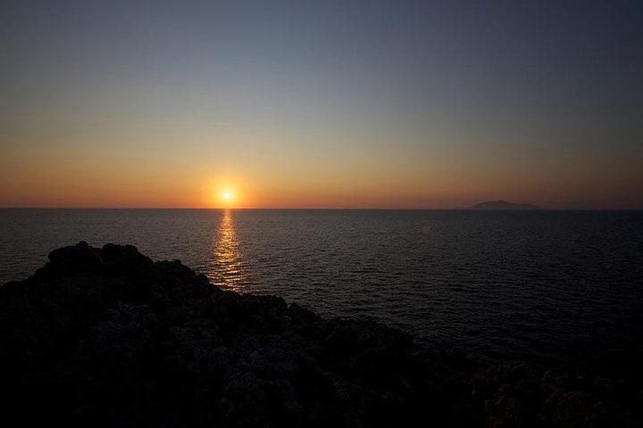 Capri Sunset Escape: Exclusive Evening Boat Tour from Sorrento, photo 5